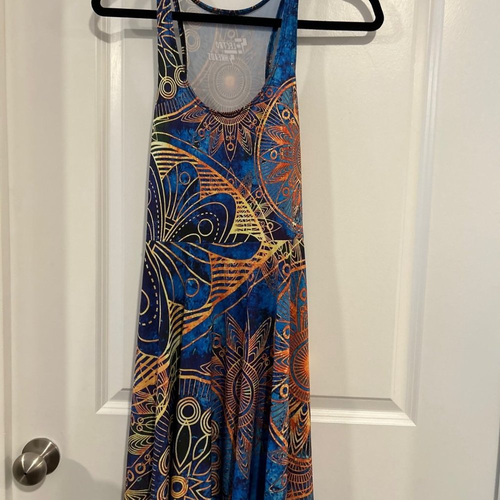 ELECTRO THREADS DRESS SIZE LARGE